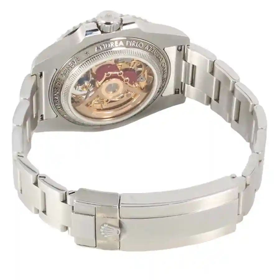 stainless steel case of the Rolex Oyster Perpetual Submariner Replica